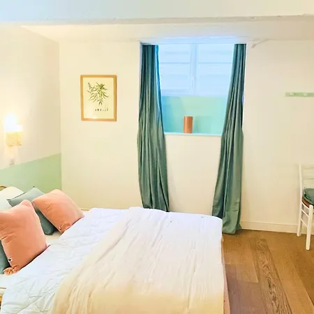 Feriehus Bain De - Le Charme A 50m De La Avec Cour Privee Les Sables-dʼOlonne